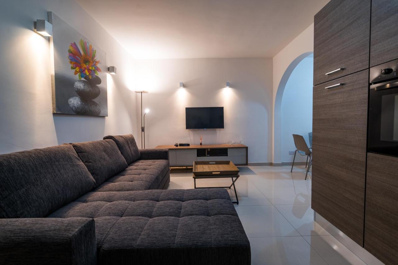 Sh6A- Qawra Prime Location 2 Bedroom Apartment St. Paul's Bay Dış mekan fotoğraf