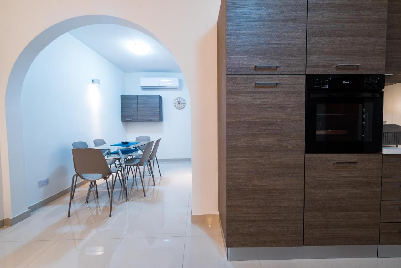 Sh6A- Qawra Prime Location 2 Bedroom Apartment St. Paul's Bay Dış mekan fotoğraf