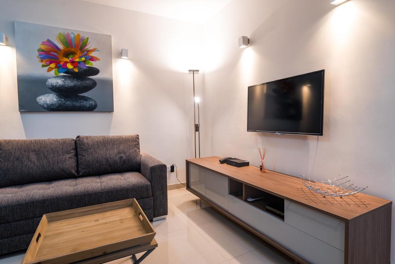 Sh6A- Qawra Prime Location 2 Bedroom Apartment St. Paul's Bay Dış mekan fotoğraf