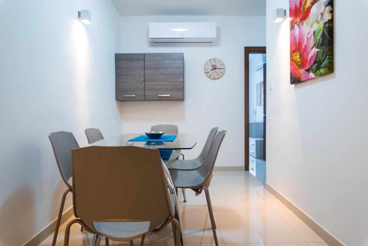 Sh6A- Qawra Prime Location 2 Bedroom Apartment St. Paul's Bay Dış mekan fotoğraf