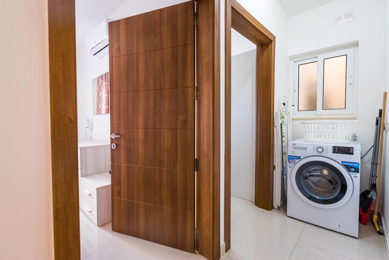 Sh6A- Qawra Prime Location 2 Bedroom Apartment St. Paul's Bay Dış mekan fotoğraf